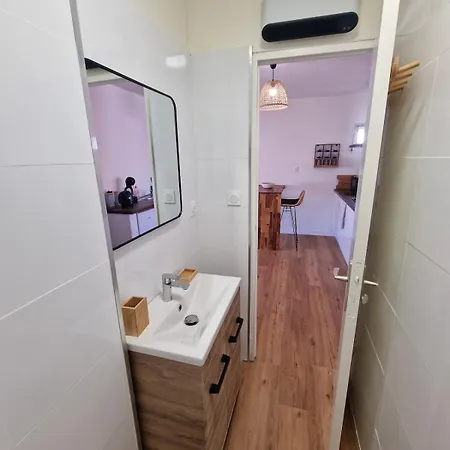 Lägenhet Cosy Avec Vue Port