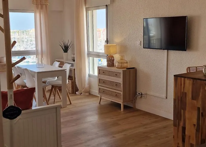 Lejlighed Cosy Avec Vue Port Agde